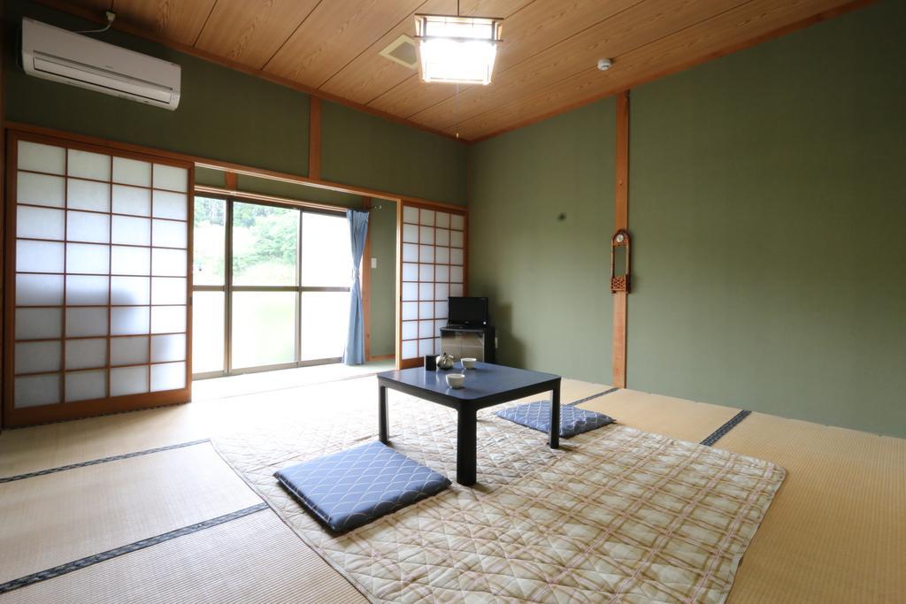 Minshuku Shiroyama Hotel Taketa Екстериор снимка